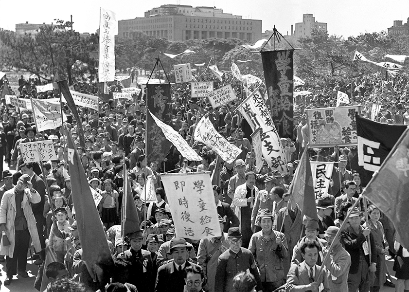 食糧メーデー、25万人が参加